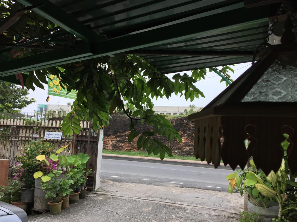 Siriwan Guesthouse Chiang Mai Exteriör bild